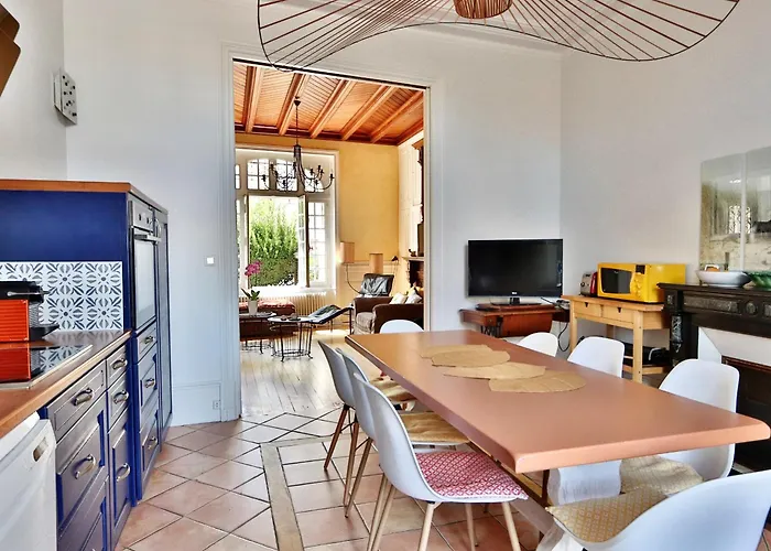 Maison 6 Proche Avec Wifi Et Salle De Jeux - Fr-1-197-447 莱萨布勒-多洛讷